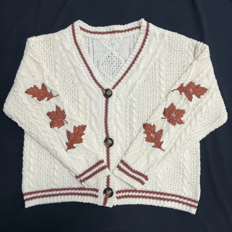 Cardigan Femme Automne - Pull Brodé Feuilles d'Érable, Coupe Oversized Style Folklore