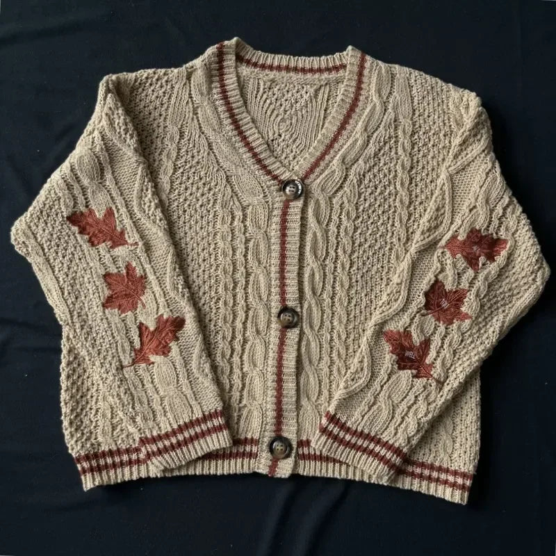 Cardigan Femme Automne - Pull Brodé Feuilles d'Érable, Coupe Oversized Style Folklore