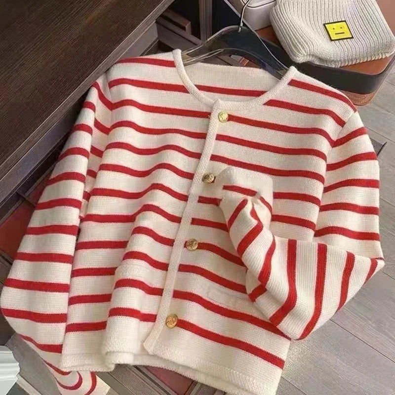 Cardigan Rayé Campus - Veste Académique Chic